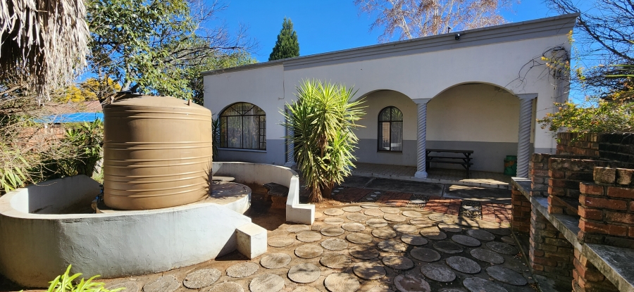 16 Bedroom Property for Sale in Die Bult North West